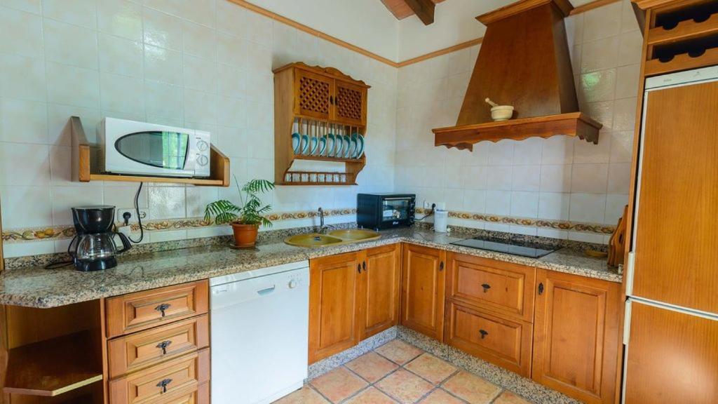 Casa Rural El Guindo Malaga Ngoại thất bức ảnh
